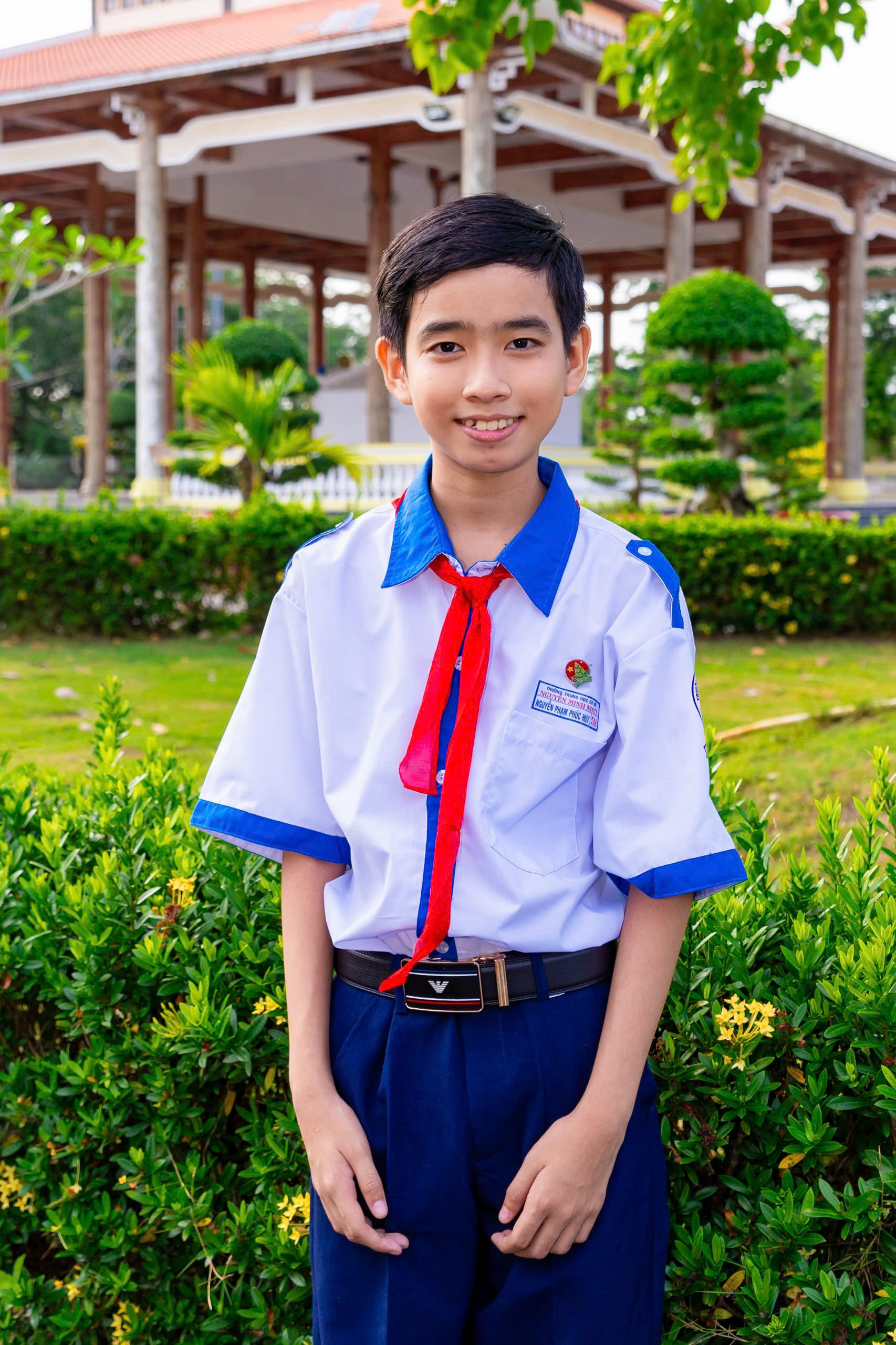 FE CREDIT trao tặng học bổng cho học sinh trường THCS Nguyễn Minh Nhựt