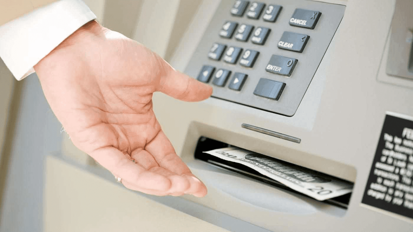 Rút tiền thẻ tín dụng mà không cần thẻ vật lý
