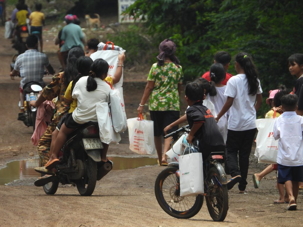 FE CREDIT luôn hướng đến cộng đồng, hỗ trợ các hoạt động xã hội