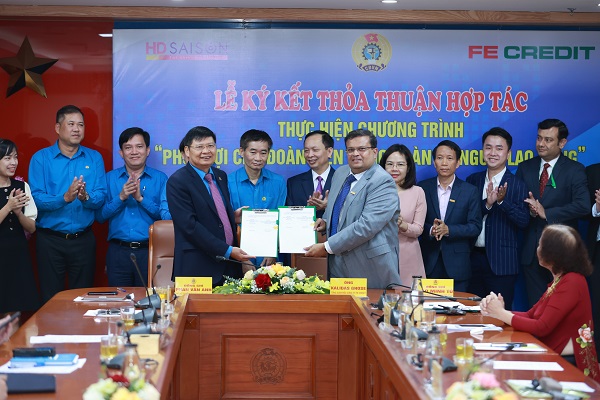 Lễ ký kết thỏa thuận hợp tác triển khai 10.000 tỷ đồng của FE CREDIT